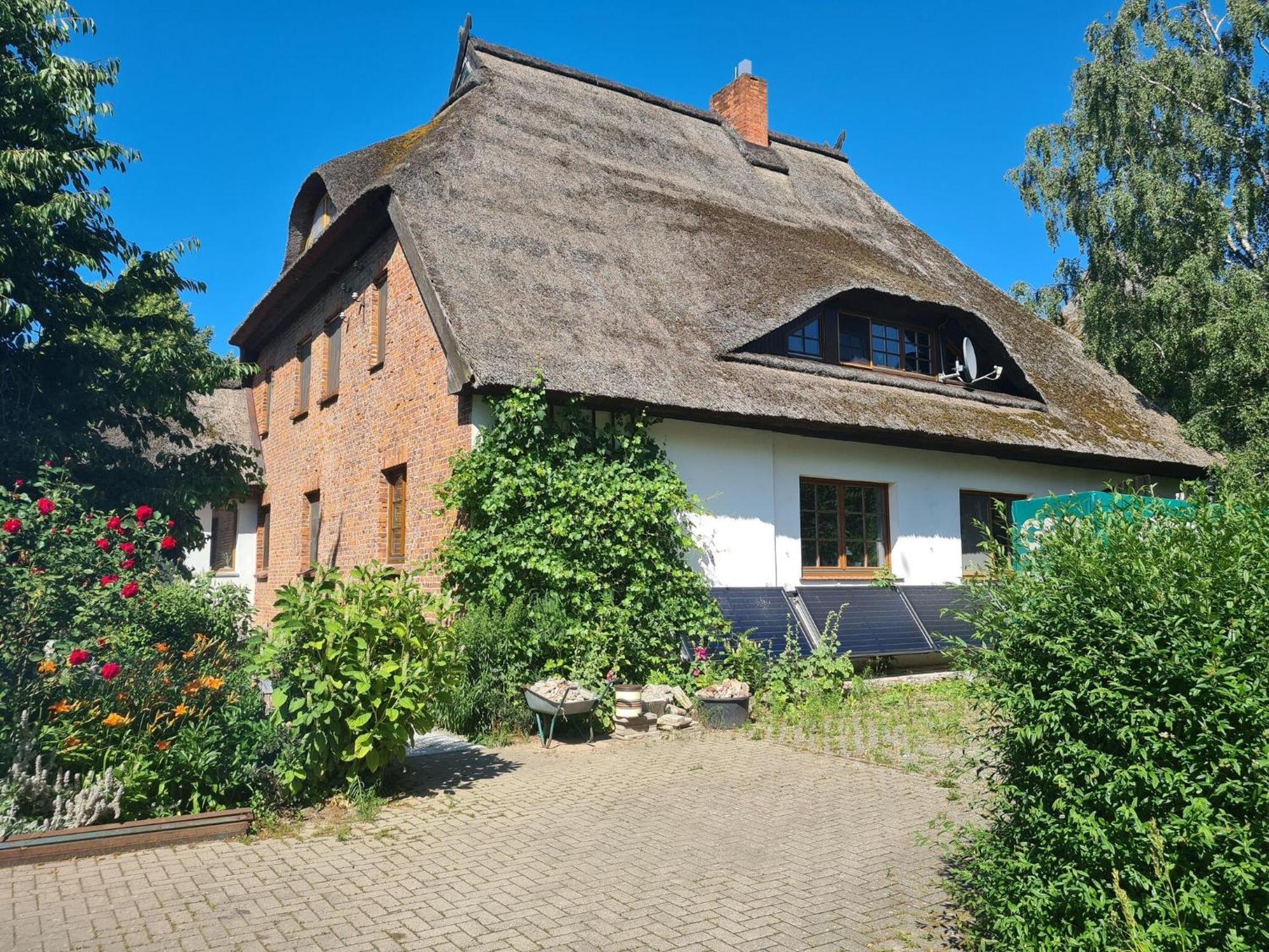 Renovated Apartment In The Old Farmhouse Krusenhagen エクステリア 写真